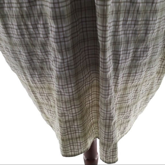 Duluth Trading Co. Men Tall Buttondown Plaid Shirt - Picture 6 of 11